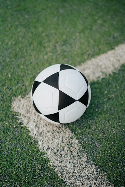 نتائج دوري أبطال أوروبا 2024-25أحدث التحديثات والمواجهات المثيرة